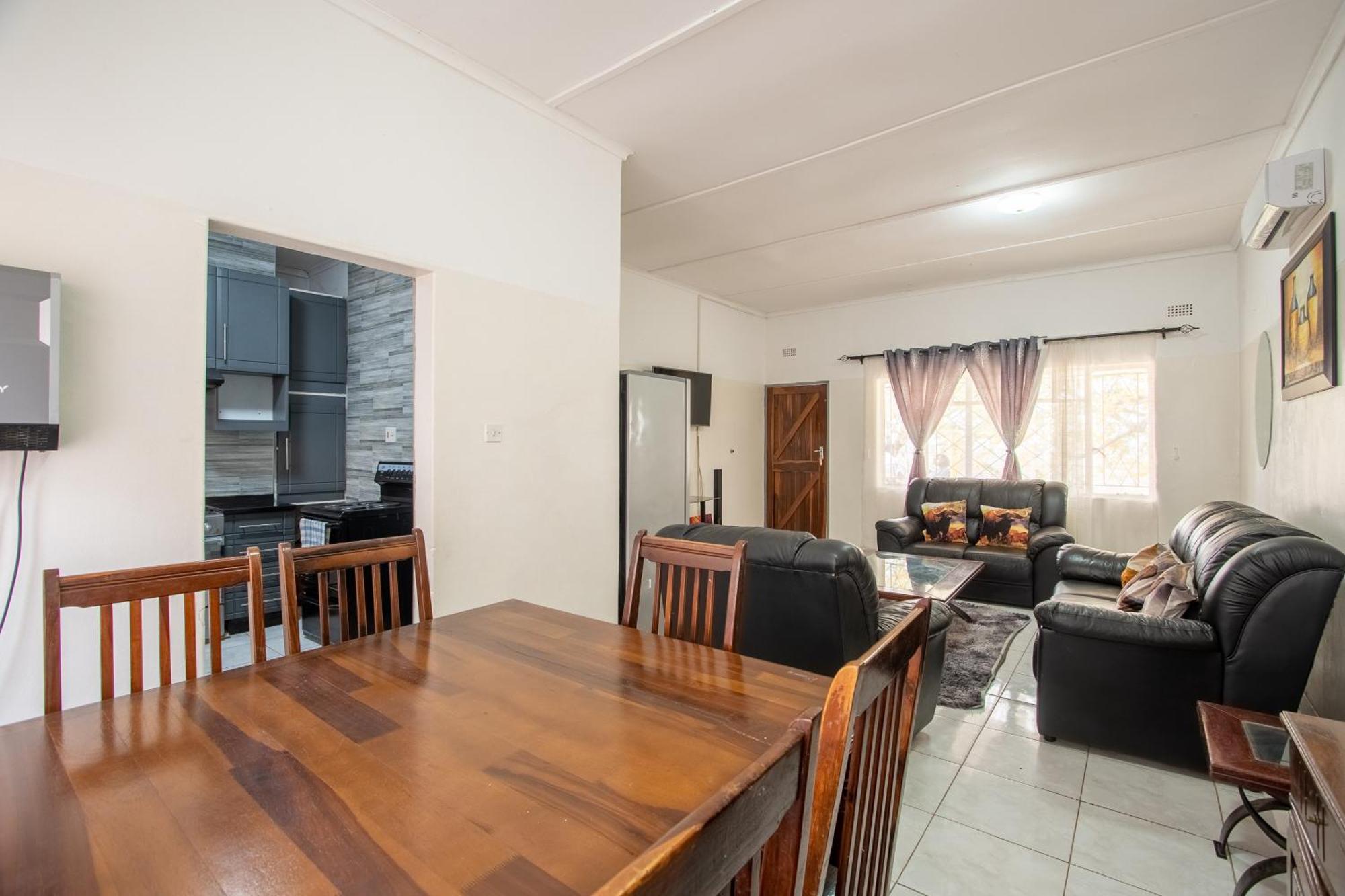 מפלי ויקטוריה Wood Road Guest Lodge מראה חיצוני תמונה
