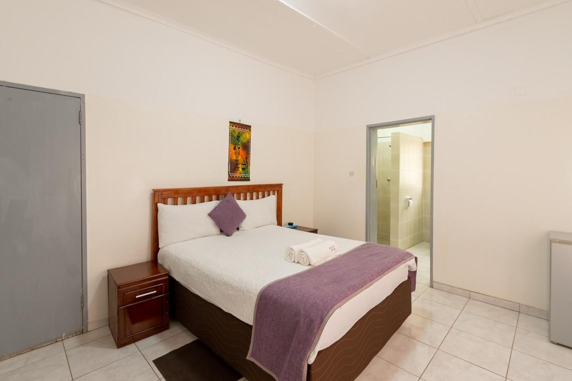 מפלי ויקטוריה Wood Road Guest Lodge מראה חיצוני תמונה